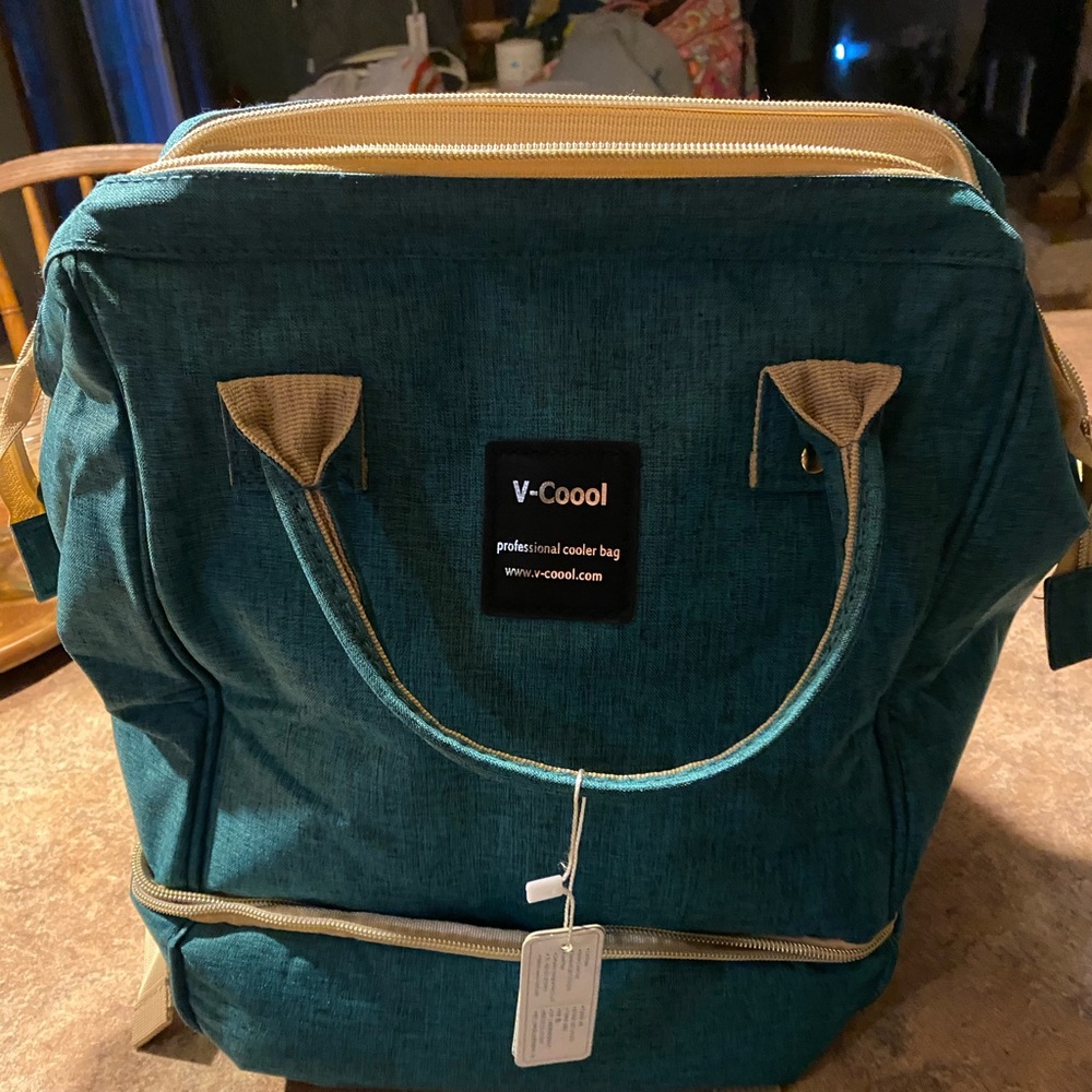 Breast pump backpack